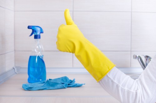 End of tenancy and office cleaning support in Ilford